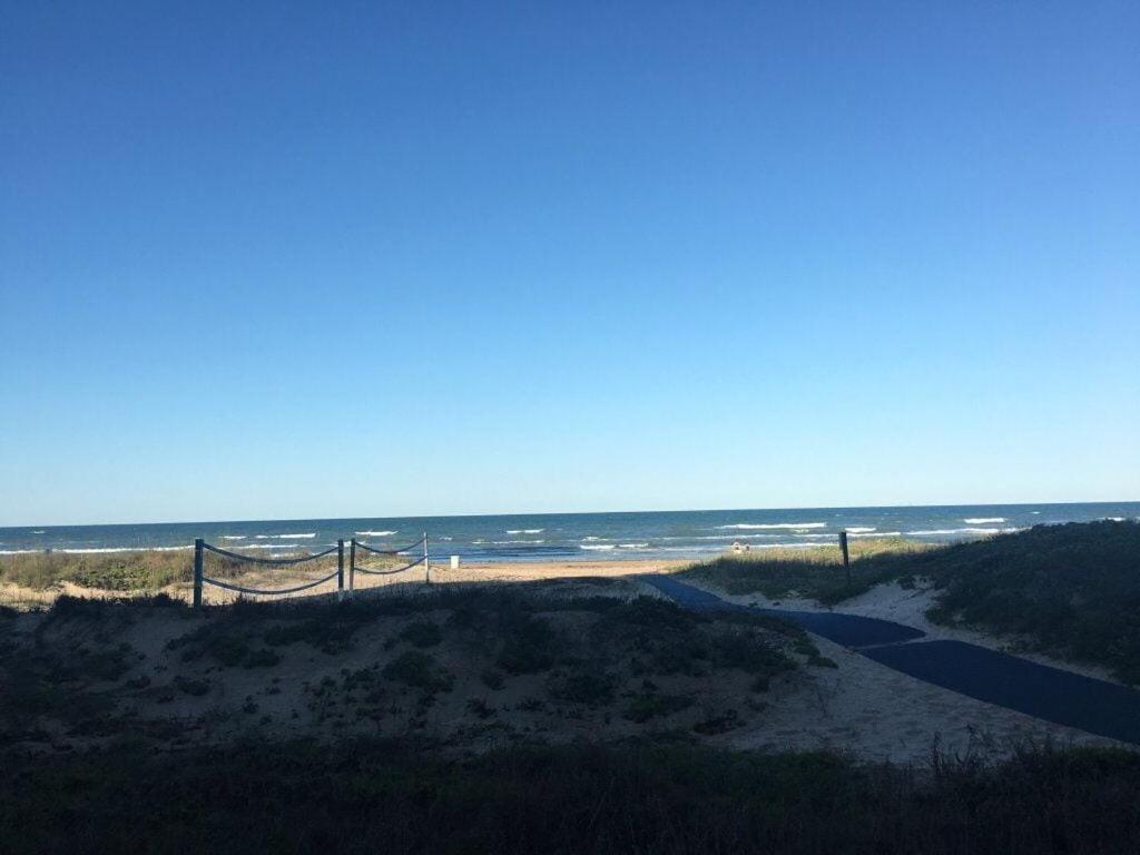 Beachfront Sanctuary Appartamento South Padre Island Esterno foto